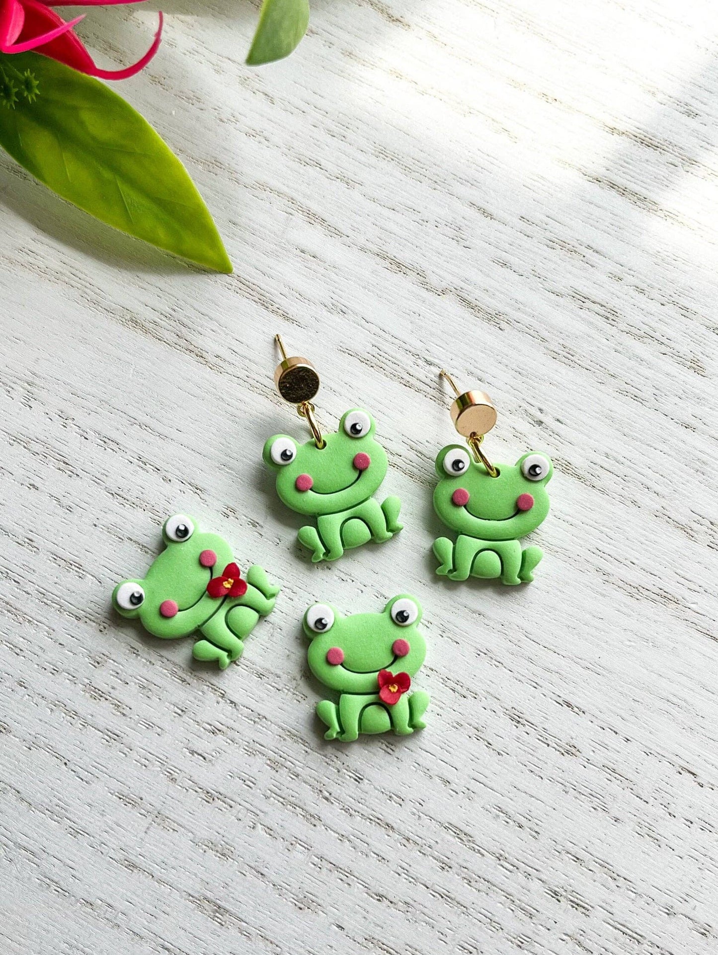 Green Frog Polymer Clay Earrings, Frog Jewelry: Dark Green Stud / No Flower